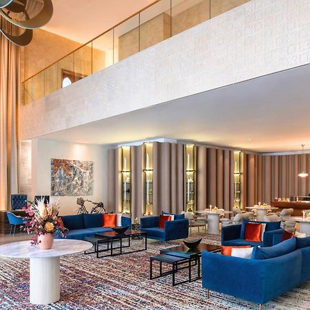 Abesq Doha Hotel And Residences, An Ihg Hotel 外观 照片 The lobby of the hotel