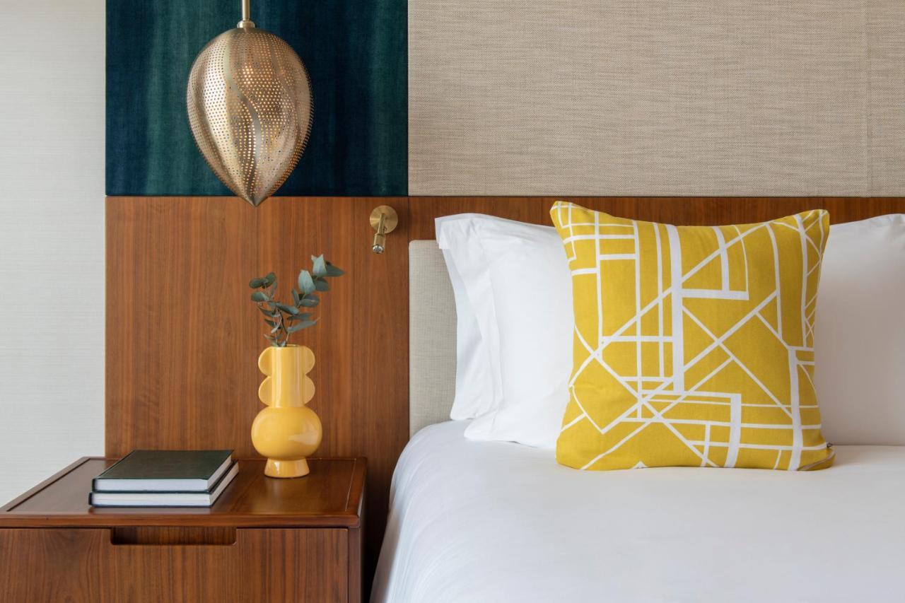 Abesq Doha Hotel And Residences, An Ihg Hotel 外观 照片