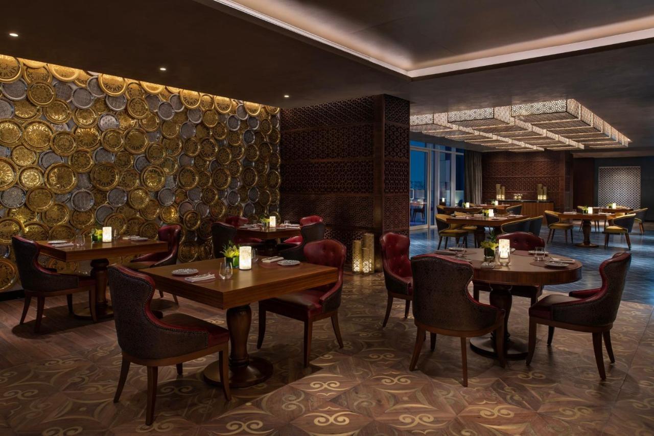 Abesq Doha Hotel And Residences, An Ihg Hotel 外观 照片 The restaurant