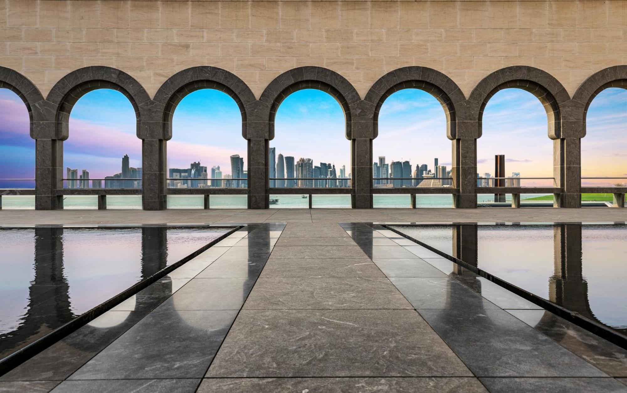 Abesq Doha Hotel And Residences, An Ihg Hotel 外观 照片 View of the skyline of Doha from the museum
