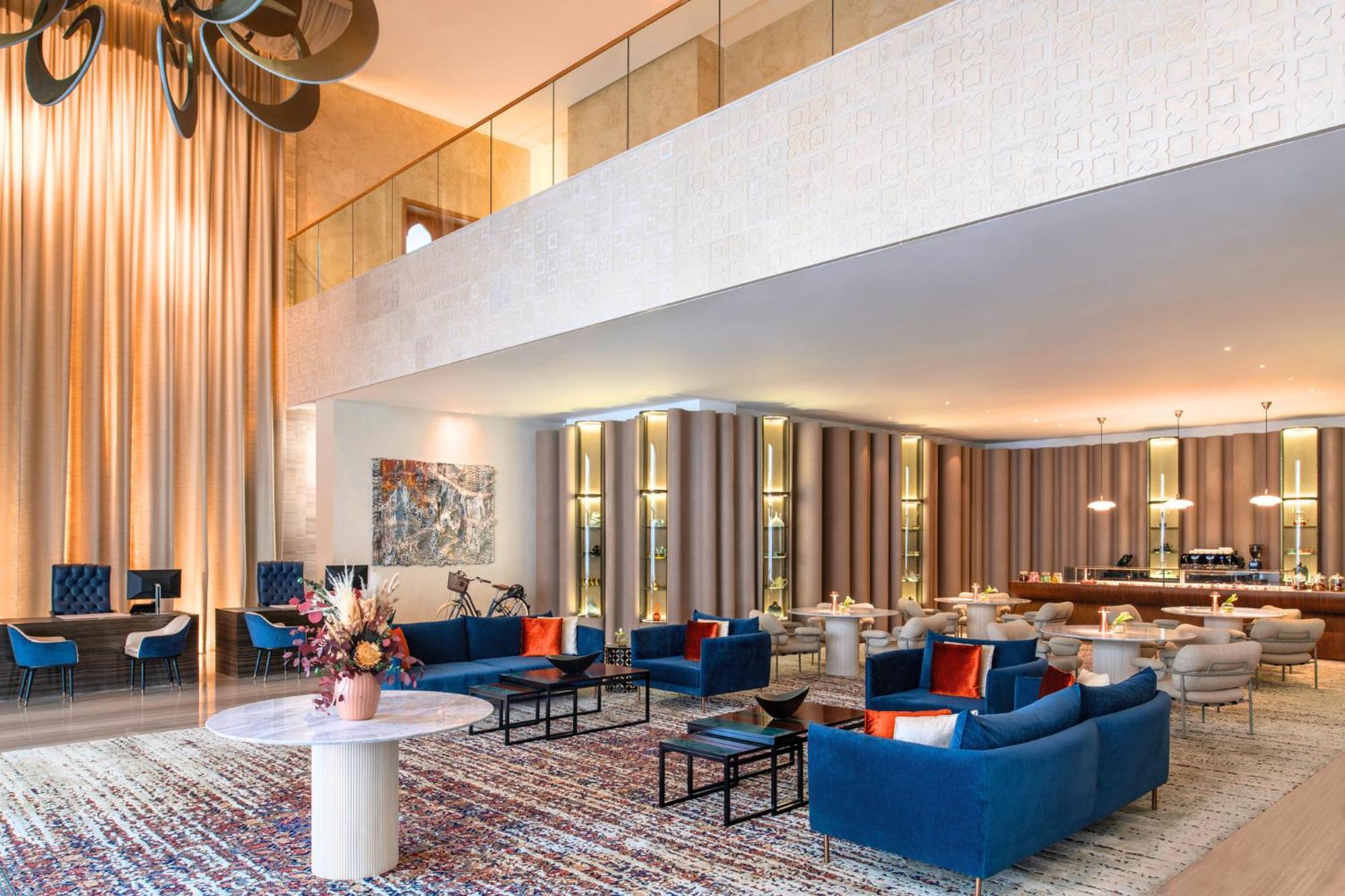 Abesq Doha Hotel And Residences, An Ihg Hotel 外观 照片 The lobby of the hotel