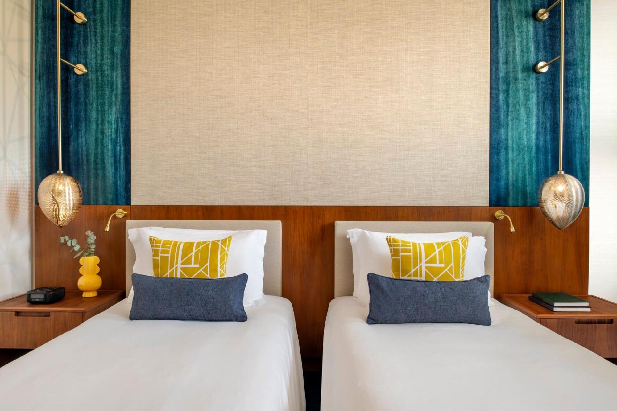 Abesq Doha Hotel And Residences, An Ihg Hotel 外观 照片 Deluxe Room